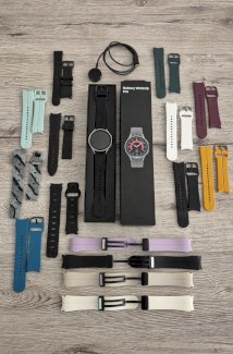 Samsung Galaxy Watch 5 Pro mit viel Zubehör, guter Zustand! - Gratisinserat.ch