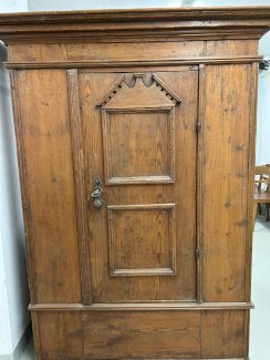 Antiker Kasten - Gratisinserat.ch