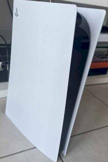 Playstation 5 inkl Games  - Gratisinserat.ch