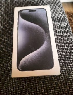 iPhone 15 Pro Max OVP 512GB Blau - Gratisinserat.ch