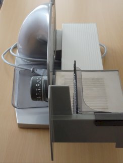 Turmix Fleischmaschine alles Schneider ganz Metall - Gratisinserat.ch