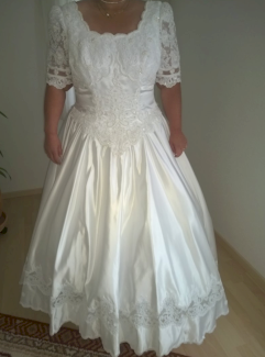 Luxus Brautkleid Gr.50 aus Italien, der Marke Madonna - Gratisinserat.ch