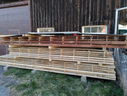 Lagerplatz für Holzbretter - Zürcher Unterland - Gratisinserat.ch