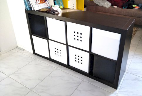 IKEA Regal 1x schwarz, 3x gelb, 3x rot - Gratisinserat.ch