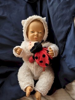 Effe Puppe wunder schön 48 cm höhe - Gratisinserat.ch