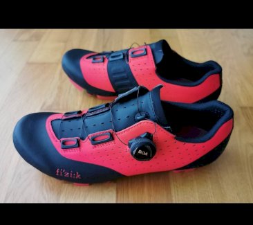 Veloschuhe gr. 41.5 - Gratisinserat.ch