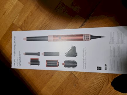 Dyson  airwrap  neue ungeöffnet  - Gratisinserat.ch