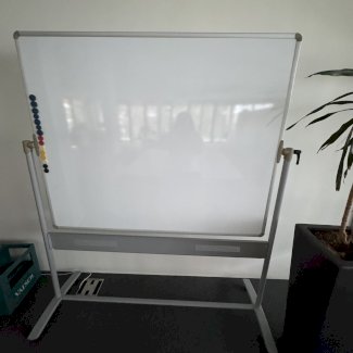 Moderationstafel mit Rollen - Gratisinserat.ch