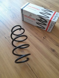 Skoda Octavia und Audi A3 Feder Spiralfeder Fahrwerksfeder - Gratisinserat.ch