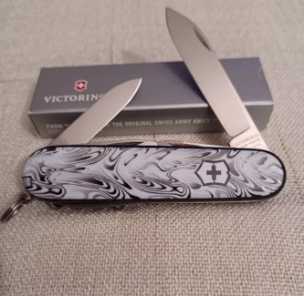 Victorinox Spartan diverse Modelle lim. Edt - Gratisinserat.ch