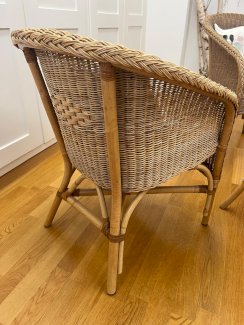 Rattan Sitzgruppe 2 Sessel mit Tisch und Glasplatte - Gratisinserat.ch