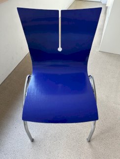 Holz Stühle blau - stapelbar - fast gratis