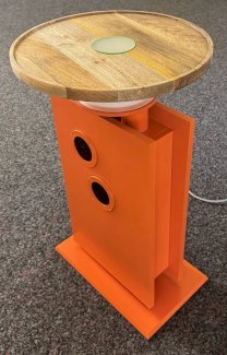 Beistelltisch mit Licht und Musik inklusive App - Gratisinserat.ch