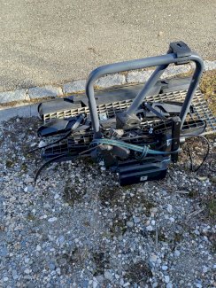 FAHRADTRÄGER VON FISCHER