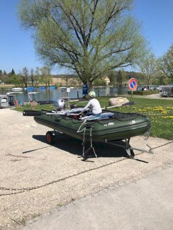 Schlauchboot mit Honda 6Ps Motor (Quicksilver QS380HD) - Gratisinserat.ch