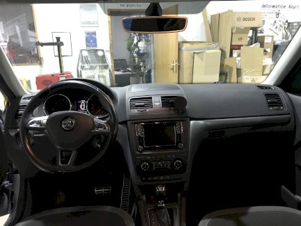 Skoda Yeti TDI 4x4 - Gratisinserat.ch