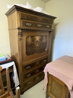 Sekretär - Liebhaberstück - Gratisinserat.ch