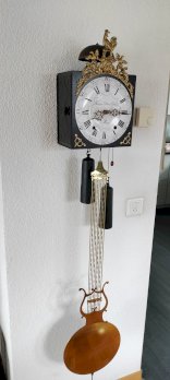 Pendeluhr mit Schlagwerk