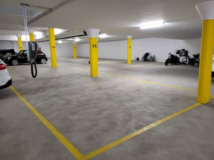 Tiefgaragenplatz Elektroauto in Niederrohrdorf AG - Gratisinserat.ch