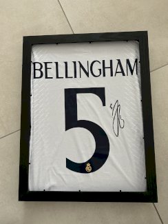 Bellingham Real Madrid Trikot signiert - Gratisinserat.ch