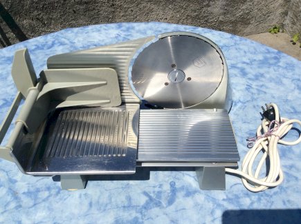 Aufschnittmaschine  - Gratisinserat.ch