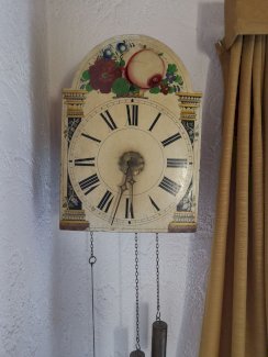 2 Wanduhren - Gratisinserat.ch
