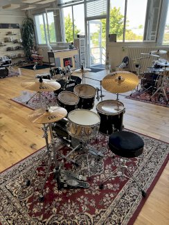 Schlagzeug mieten Pearl Masters Custom Maple-Black  - Gratisinserat.ch