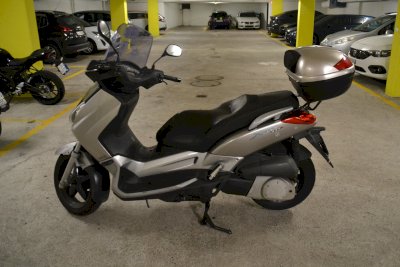 YAMAHA XMAX 250