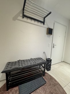 IKEA TJUSIG Set für Eingangsbereich