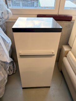 Hochwertiger Bad- oder Stauraum-Schrank von Sanitas Troesch