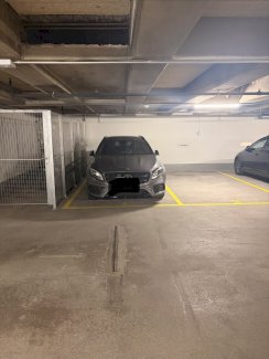 Nachmieter gesucht Grosser Einstellhallenplatz nahe Bhf Thun - Gratisinserat.ch