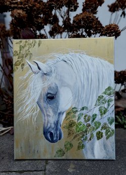 Goldiges Pferd von Kunstlerin direkt