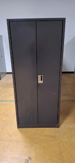 Lista Metallschrank mit Flugrost 80x65x183cm - Gratisinserat.ch