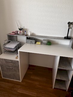 Bürotisch