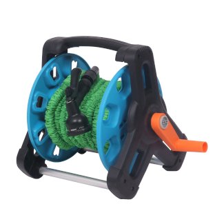 Schlauchaufroller mit Schlauchanschluss